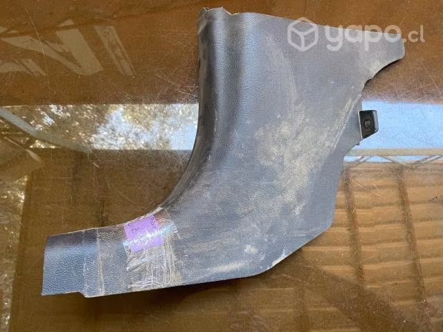 Tapiz cubre pilar delantero izq inferior Maxus