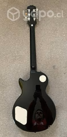 Guitarra Epiphone Standard Pro y amplificador