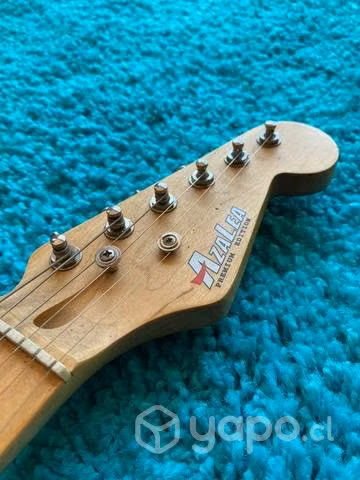 Guitarra Azalea Stratocaster