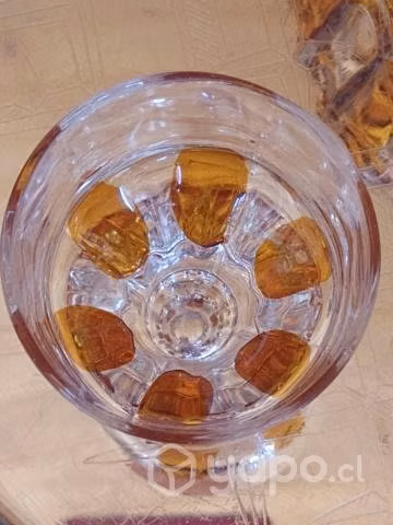 Preciosa licorera con 5 vasitos cristal Bohemia