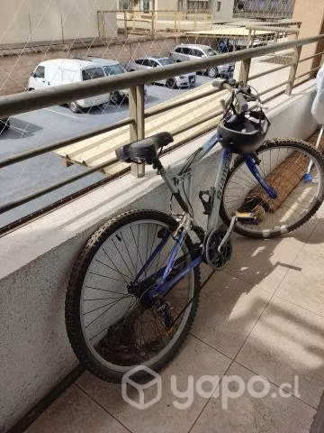 Bicicleta Oxford aro 26 ( + casco opcional)