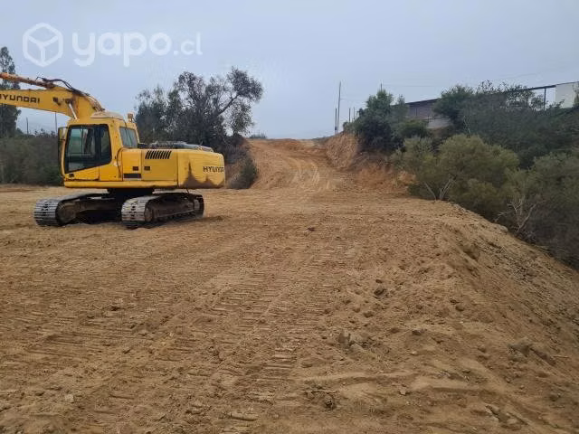 Se arrienda excavadora hyundai 210