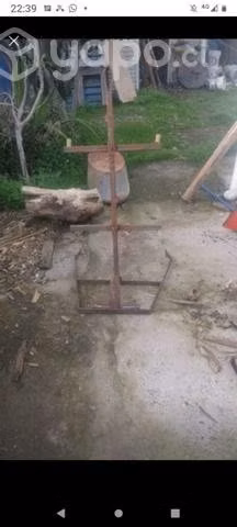 Asador de cruz. Fierro firme firme