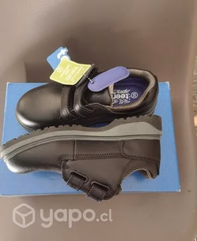 Zapato escolar