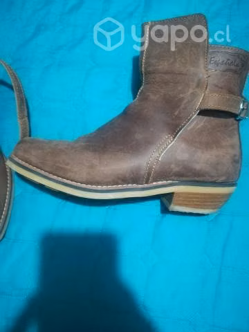Botas Canadienses - Imagen 4