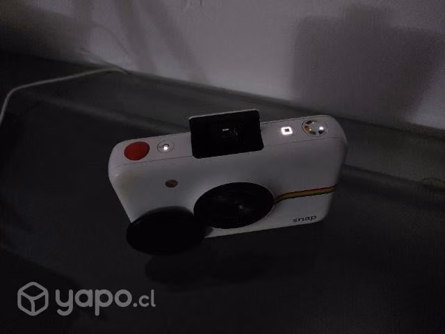 Cámara Polaroid precio conversable