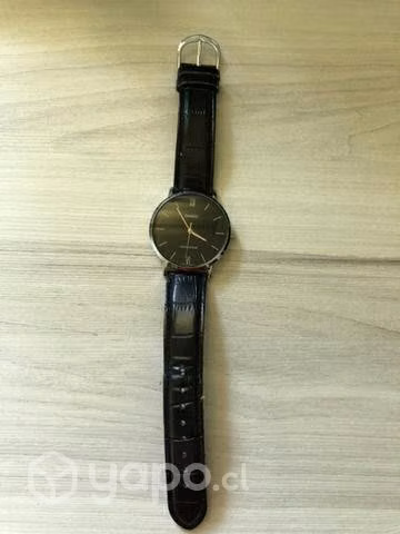 Reloj análogo Casio