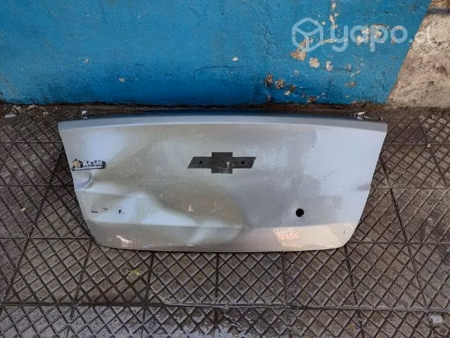 Tapa maleta Chevrolet Sail 2011-2015