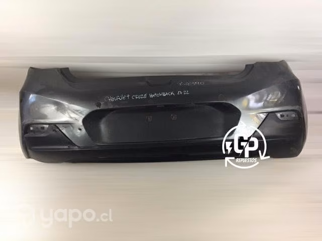 Parachoque trasero Chevrolet cruze HB 2017 2022