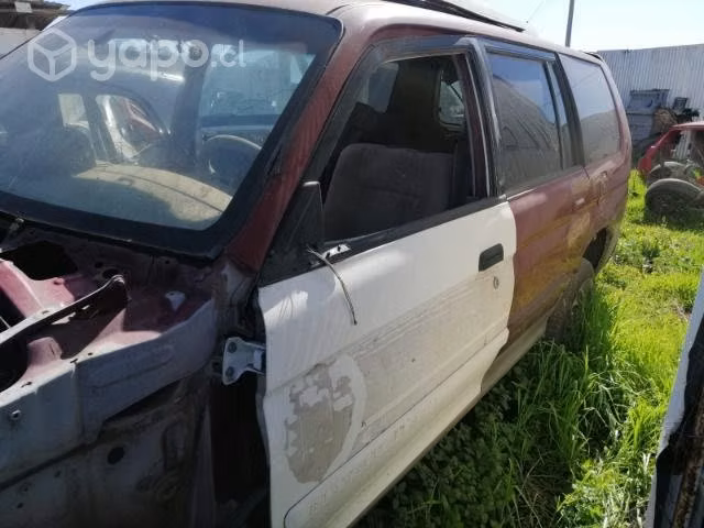 Costado puertas Mitsubishi Montero sport 2010