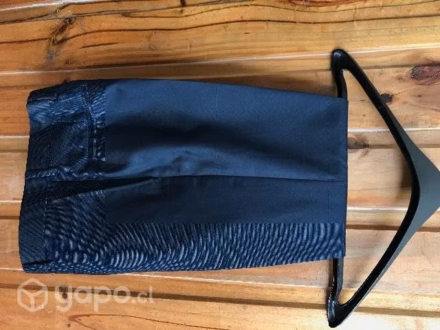 Traje marca About talla 42 (M) usado solo 1 vez