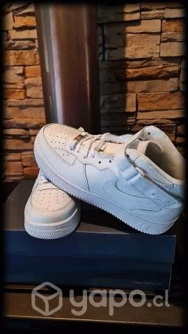 Zapatillas Air Force 1 mid 07 - Imagen 3