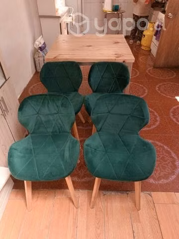 Comedor de 4 sillas