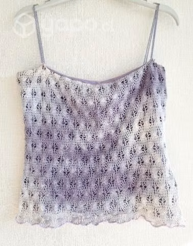Top hilo color Lila, pabilo.Talla M,S con forro