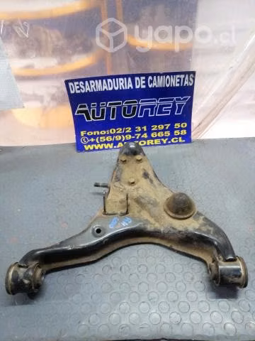 Bandeja inferior derecha Mitsubishi L200 2018