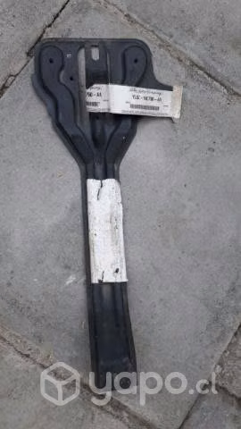 Soporte Ford escape 2005
