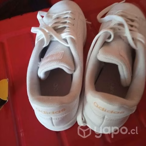 Lindas Zapatillas 36BBB