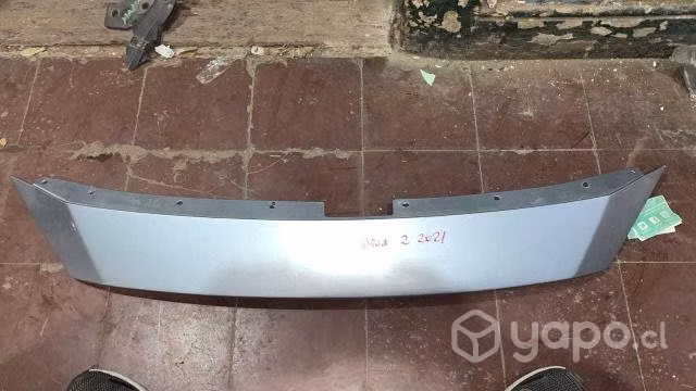 Mazda 2 2021 extension de capot