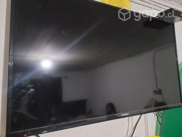 Smartv 43" con su caja - Imagen 2