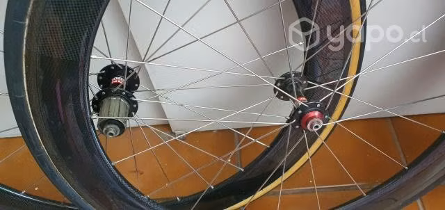 Ruedas de ruta carbono peril 60