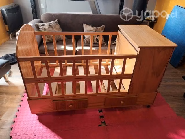 Cuna de madera