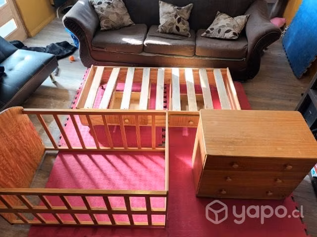 Cuna de madera