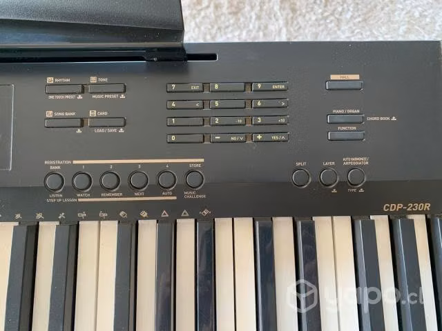 Piano CASIO CDP-230R - Imagen 2