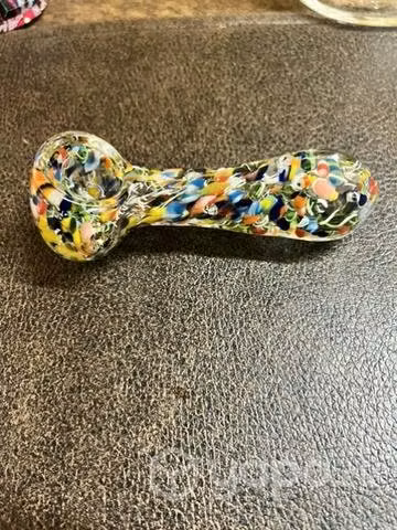 Bong, moledor y pipa - Imagen 5