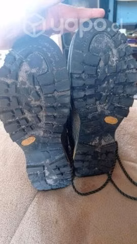 Zapatos Media Montaña La Sportiva perfecto estado