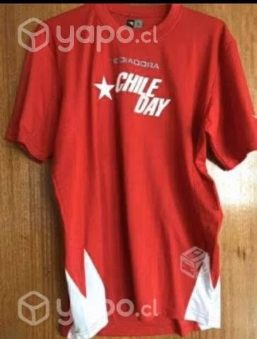 Polera deportiva Chile Day -Diadora