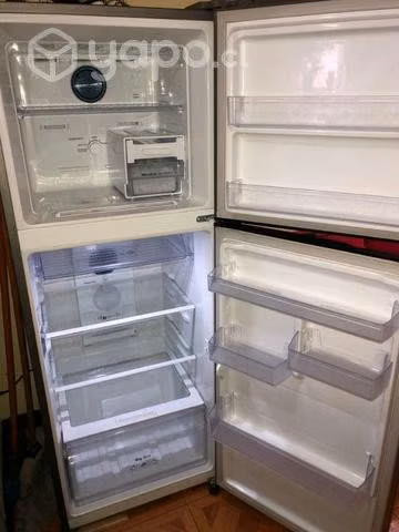 Refrigerador Samsung nueva poco uso
