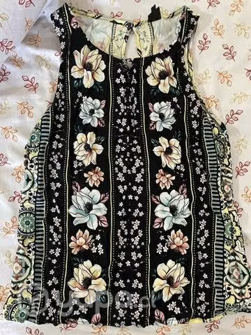 Polera IO talla XS