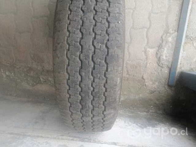 Neumático camioneta aro 16