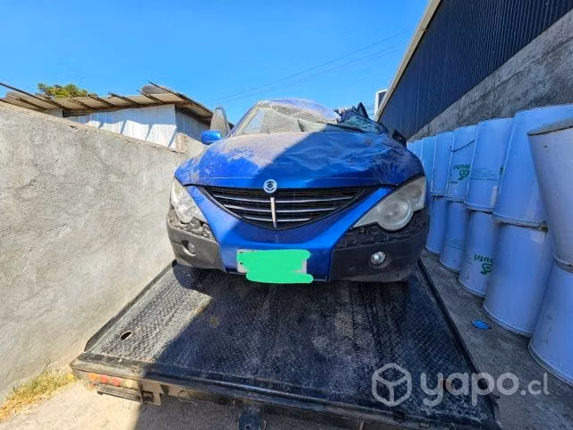 Jeep Ssangyong Actyon 2.0 4x2 petrolero al desarme