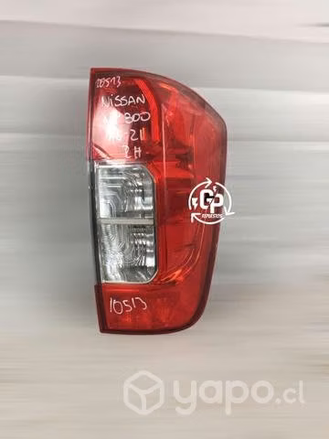 Foco Trasero RH Nissan NP