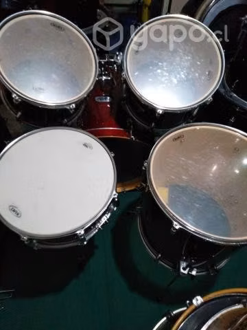 Bateria mapex vx con atriles y pedal impecable - Imagen 5