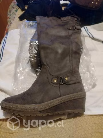 Botas nuevas
