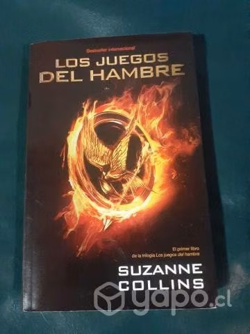 Libros "Los Juegos del Hambre" y "En Llamas"