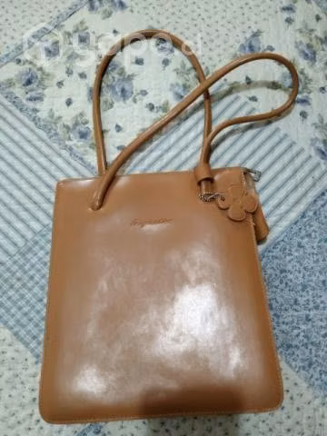 Cartera Café Bassement