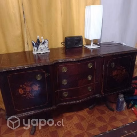 Mueble antiguo