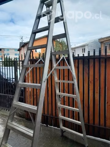 Escalera tipo tijera de 2,75 mtrs