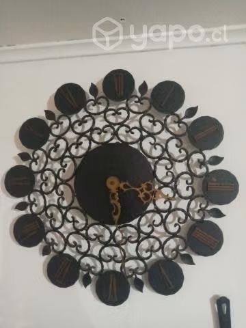 Reloj antiguo a cuerda