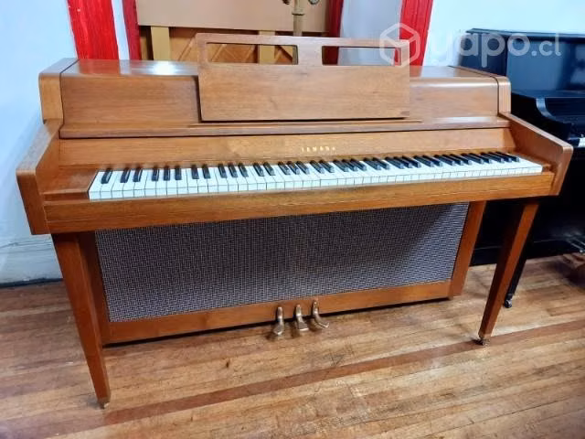 Piano Yamaha Spinet