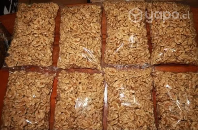 Nueces Mariposa