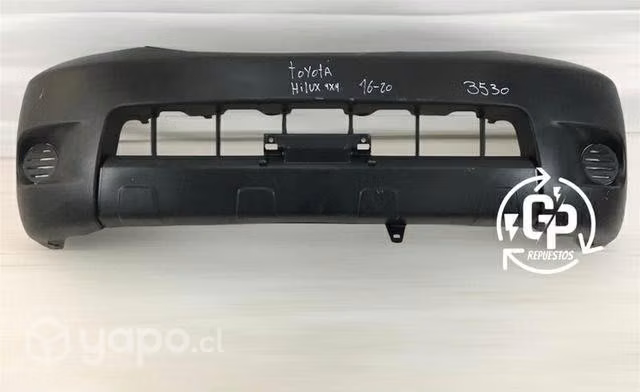 Parachoque delantero Toyota Hilux 