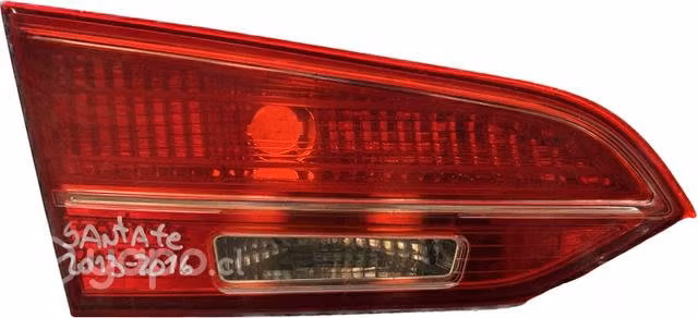 Foco portalón izquierdo Hyundai Santa Fe 2013-2016