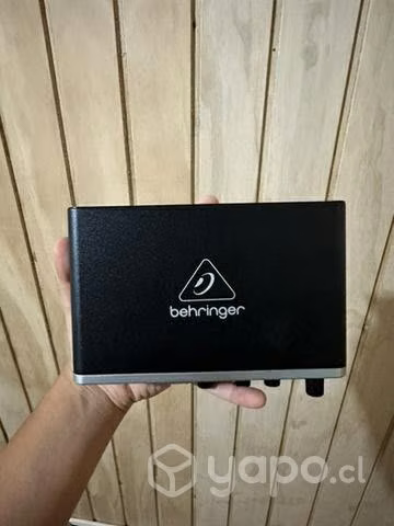 Interfaz Behringer u-phoria UMC202HD - Imagen 3