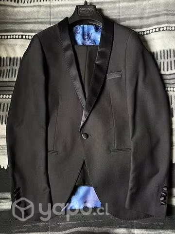 Traje arrow talla 40