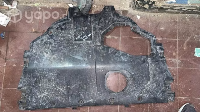 Mazda 3 2018 cubre motor