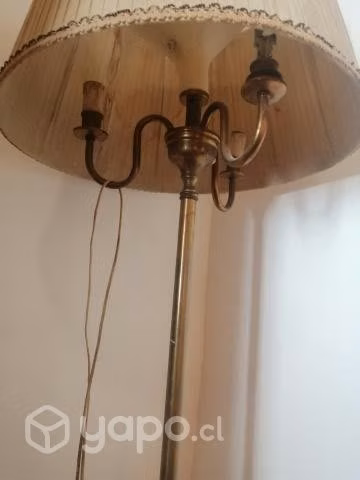 Lampara de pie en bronce - Imagen 3